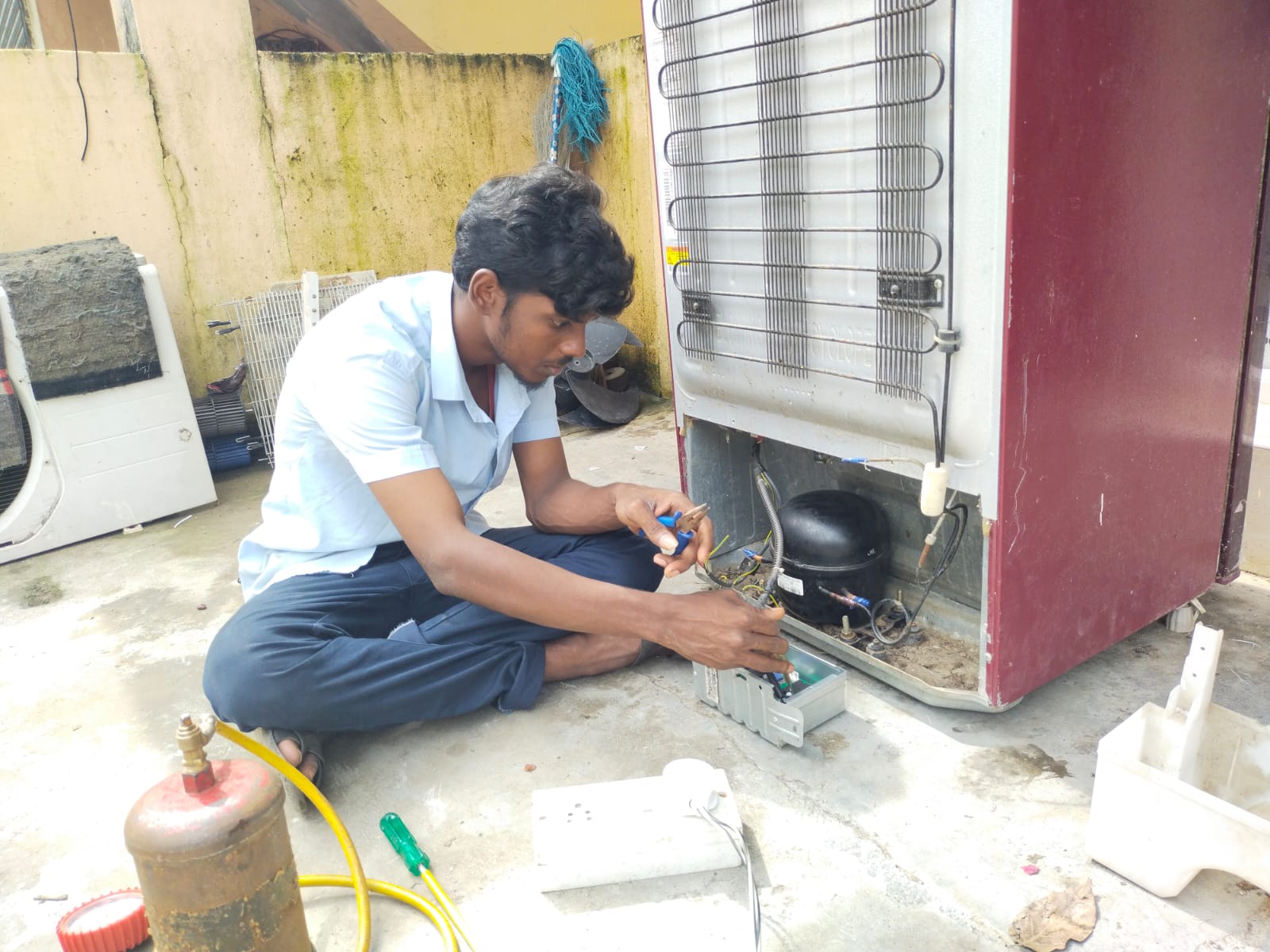 Refrigerator Repair Services in Chrompet 