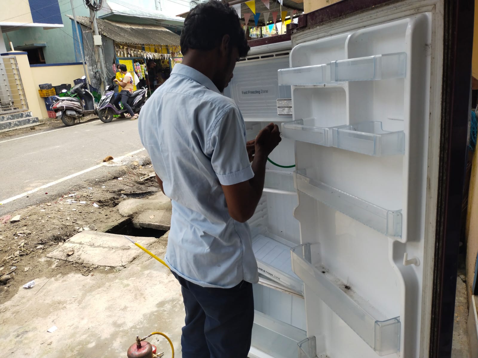 Refrigerator Repair Services in Chrompet 