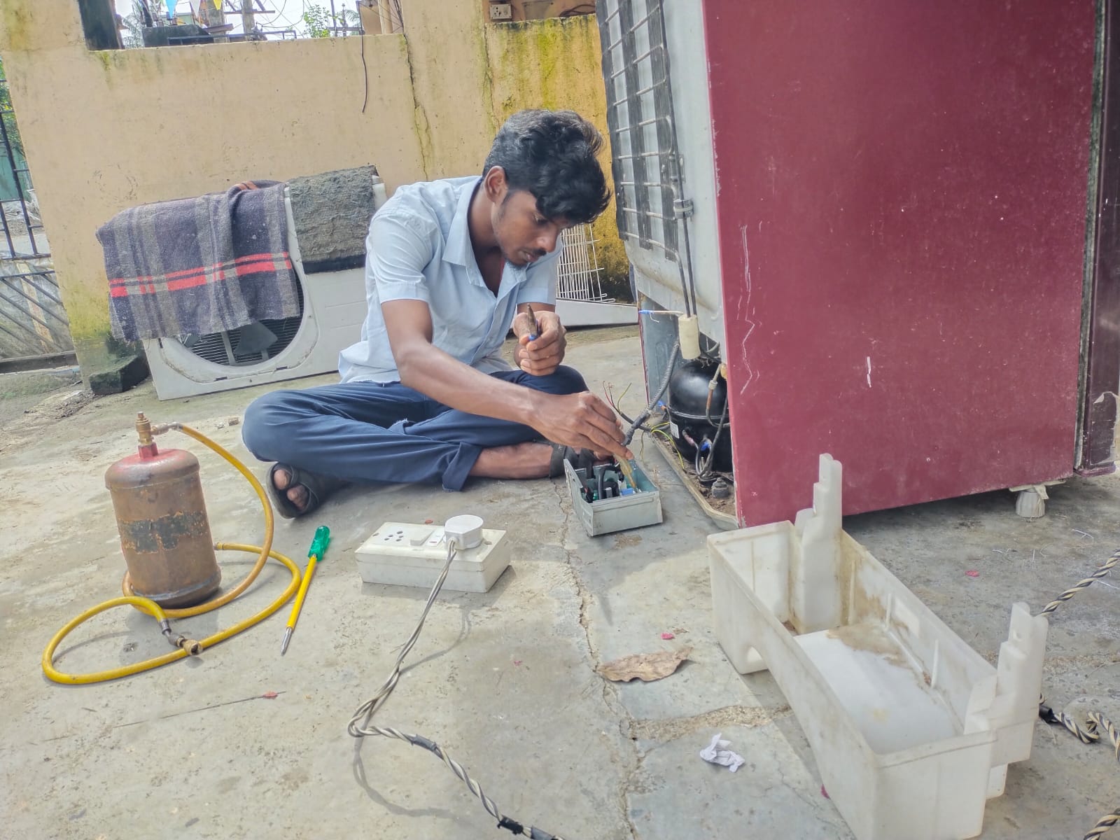 Refrigerator Repair Services in Tambaram 